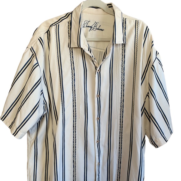 Tommy Bahama Other - Mens Tommy Bahama camp shirt size XXL